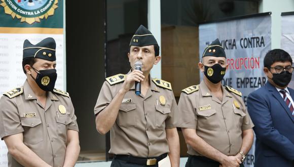 El director contra la corrupción de la PNP, general PNP Fredy López, informó que el último martes se presentaron ante el Poder Judicial tres personas más, con lo cual suman seis detenidos. (Foto: El Comercio)