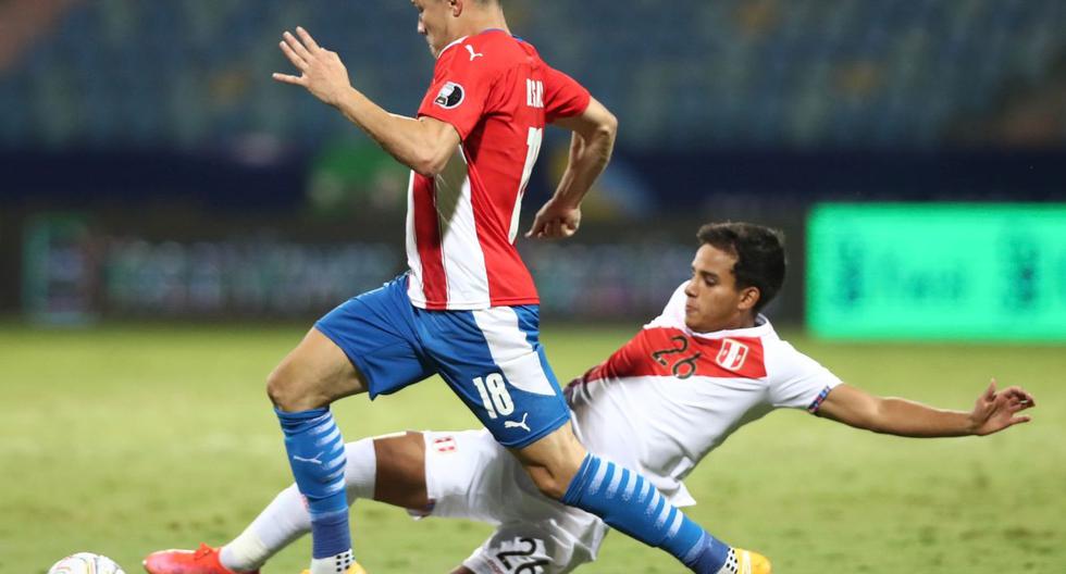 Lora ingresó sobre los minutos finales del encuentro. Paraguay ya había marcado el 3-3. (Foto: Sporting Cristal)