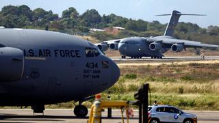 Llegan a Colombia tres aviones militares de EE.UU. con ayuda para Venezuela | FOTOS