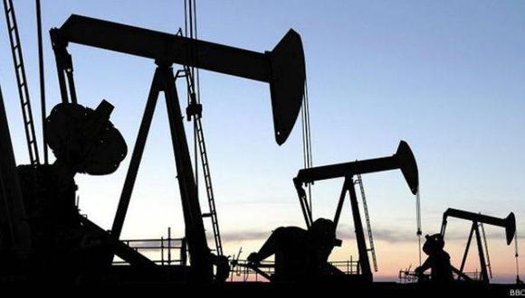 Petróleo: Exceso de oferta limitaría aumento del precio
