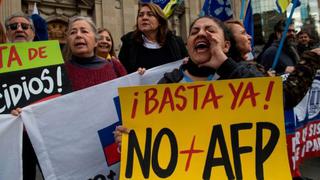 Protestas en Chile: las 6 grandes deudas sociales por las que muchos chilenos dicen sentirse “abusados”