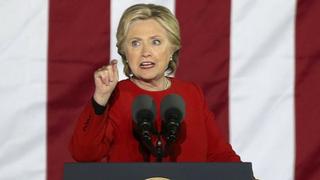 Hillary: "Trump es una bala perdida que pondrá todo en riesgo"