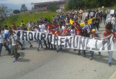 Venezuela: Policías y jóvenes se enfrentaron en protesta contra Maduro | FOTOS 