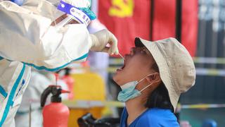 China pone en cuarentena a millones de personas para luchar contra la variante Delta del coronavirus