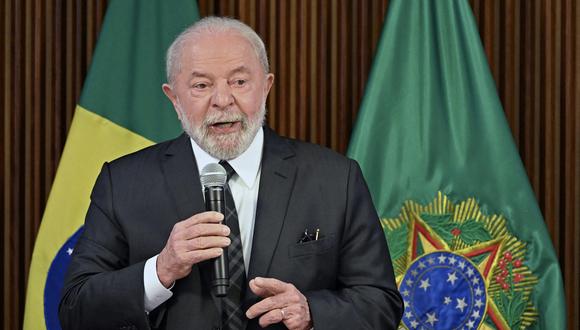 El presidente brasileño, Luiz Inácio Lula da Silva, habla durante una reunión ministerial en el Palacio Planalto en Brasilia, el 15 de junio de 2023. (Foto de Evaristo SA / AFP)