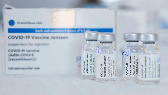 Los frascos de la vacuna Johnson & Johnson Janssen Covid-19. (Foto: AFP / JORGE GUERRERO).