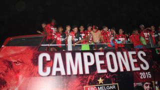 Melgar: equipo campeón celebra en calles de Arequipa (VIDEO)