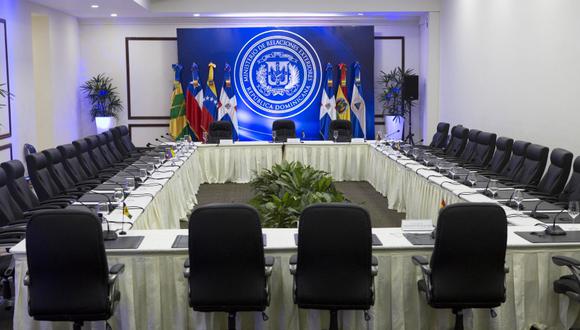Vista general del salón del Centro de Convenciones de la cancillería dominicana donde se reúnen habitualmente la oposición y el Gobierno de Veenzuela. (Foto: EFE/Orlando Barría)