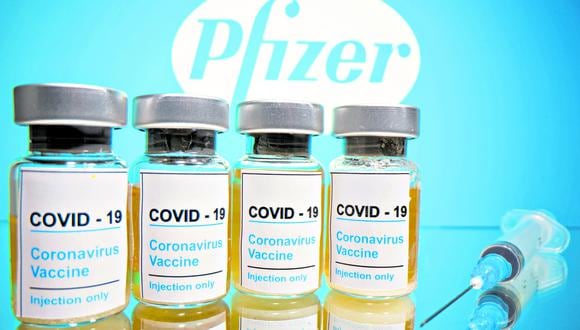 Pfizer presenta en Argentina papeles para aprobar su vacuna contra el coronavirus. (Crédito de foto: REUTERS/Dado Ruvic/Illustration/File Photo).