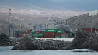 Tía María: bloqueo de vías terrestres dificulta trabajos en puerto de Matarani