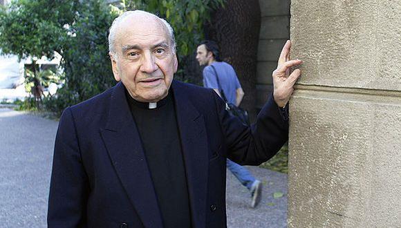 Renato Poblete Falleció a los 85 años, en febrero del 2010, a causa de un paro cardíaco. Fue entre 1982 y 2000 el capellán del Hogar de Cristo, una institución chilena de beneficencia pública. (Foto: Emol.com).
