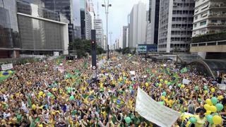 Brasil: 1,7 millones de personas repudian a Dilma Rousseff
