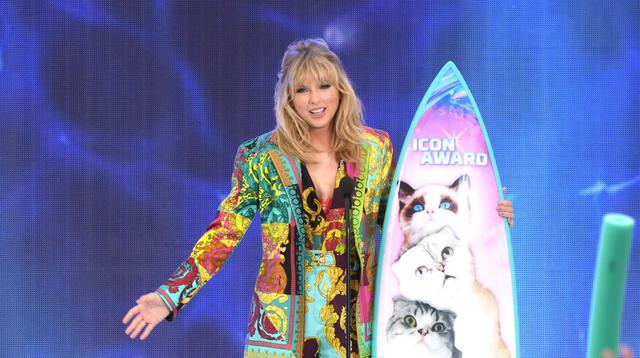 Taylor Swift recibió el Premio Ícono en los Teen Choice Awards. (Foto: AFP)