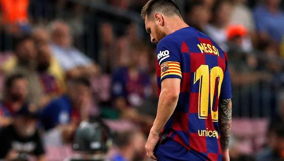 Barcelona sumó tres puntos frente al Villarreal en casa pero Lionel Messi generó preocupación al salir lesionado. (Foto: REUTERS/Albert Gea)