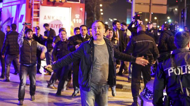 Turquía: Terror en Ankara tras atentado mortal con coche bomba - 8