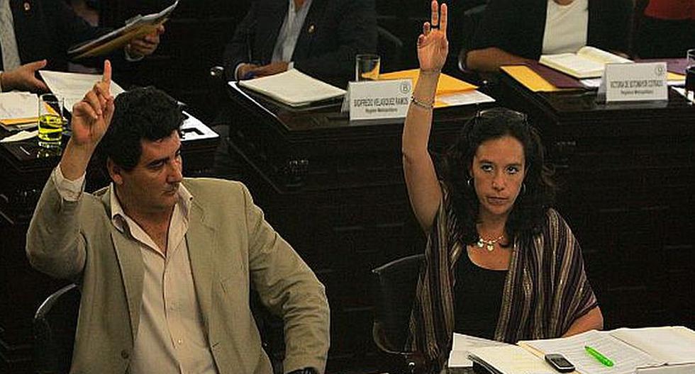 El tienente alcalde, Eduardo Zegarra, y la regidora Marisa Glave entre los revocados. (Foto: USI)