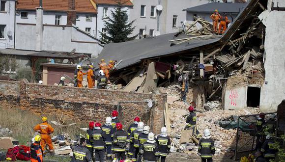 Polonia: Derrumbe de edificio deja 6 muertos [VIDEO]