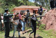 Cusco: Intervienen a turistas que hacían escándalo en Sacsayhuamán 
