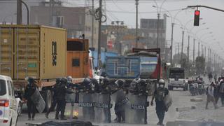 Human Rights Watch pide revocar decretos de estado de emergencia en Perú