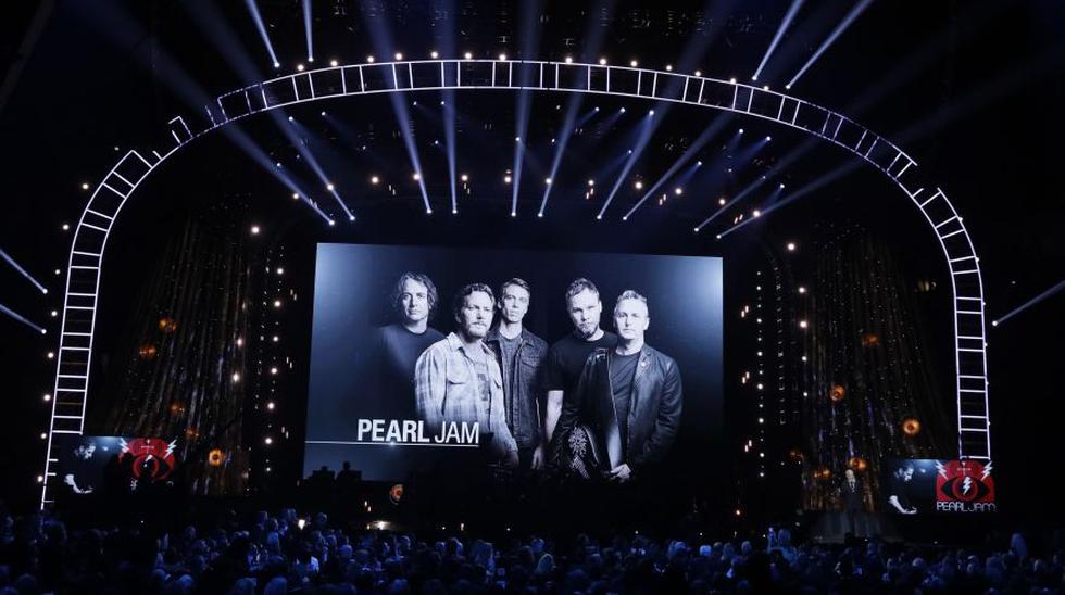 Pearl Jam fue incorporado al salón de la Fama del Rock and Roll - 2