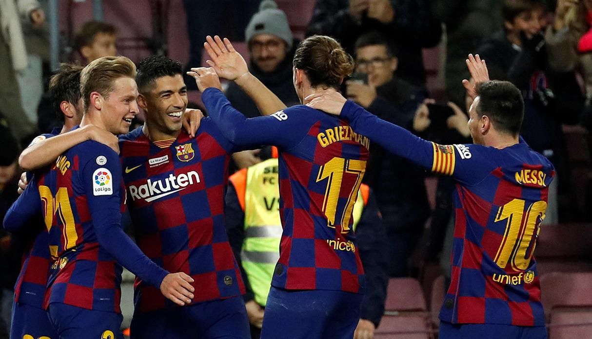 Barcelona es el líder de LaLiga con 35 puntos y una diferencia de gol de +28. Conoce el equipo titular para el Clásico. (Foto: EFE)
