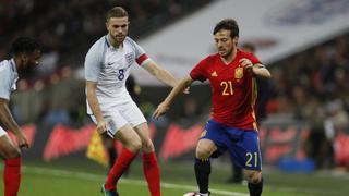España empató 2-2 sobre el final ante Inglaterra en amistoso