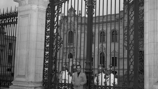 Palacio de Gobierno en 1961: visita de Mario Moreno 'Cantinflas'