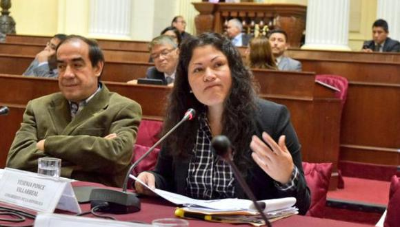 En algunos casos, Yesenia Ponce ha salido airosa de las denuncias en su contra en la Comisión de Ética. Pero aún mantiene otros cuestionamientos. (Fuerza Popular)