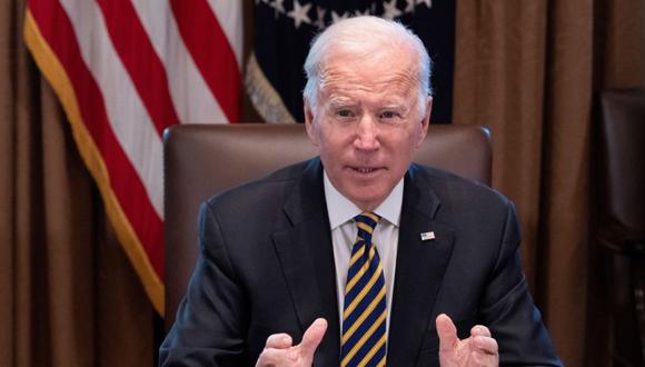 El presidente de los Estados Unidos, Joe Biden, celebra una reunión de gabinete para discutir la implementación del Acuerdo Bipartidista de Infraestructura en la Casa Blanca en Washington, DC, Estados Unidos. (EFE / EPA / Chris Kleponis / PISCINA).