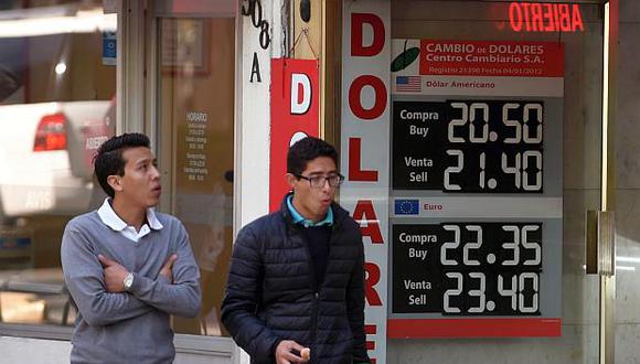El peso mexicano avanzaba hoy a su mejor nivel en casi ocho semanas. (Foto: AFP)