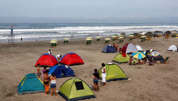 Se prohíbe acampar en playas de San Bartolo. (Foto: Andina)