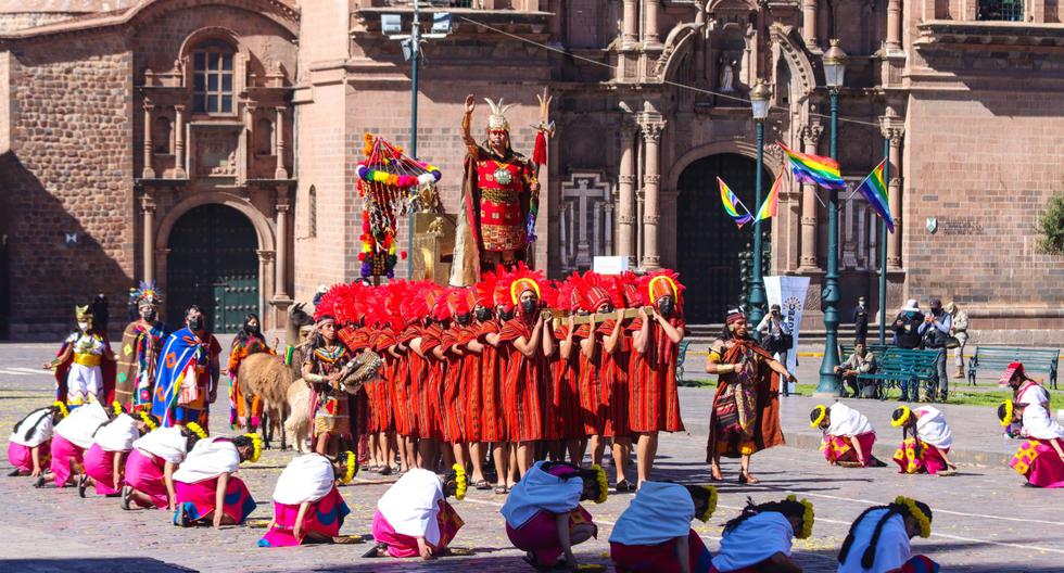 The Inti Raymi in the Magic Water Circuit, a tribute prior to the summer solstice event
