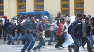 La Oroya: enfrentamiento entre cafetaleros y Policía dejó unos 20 heridos