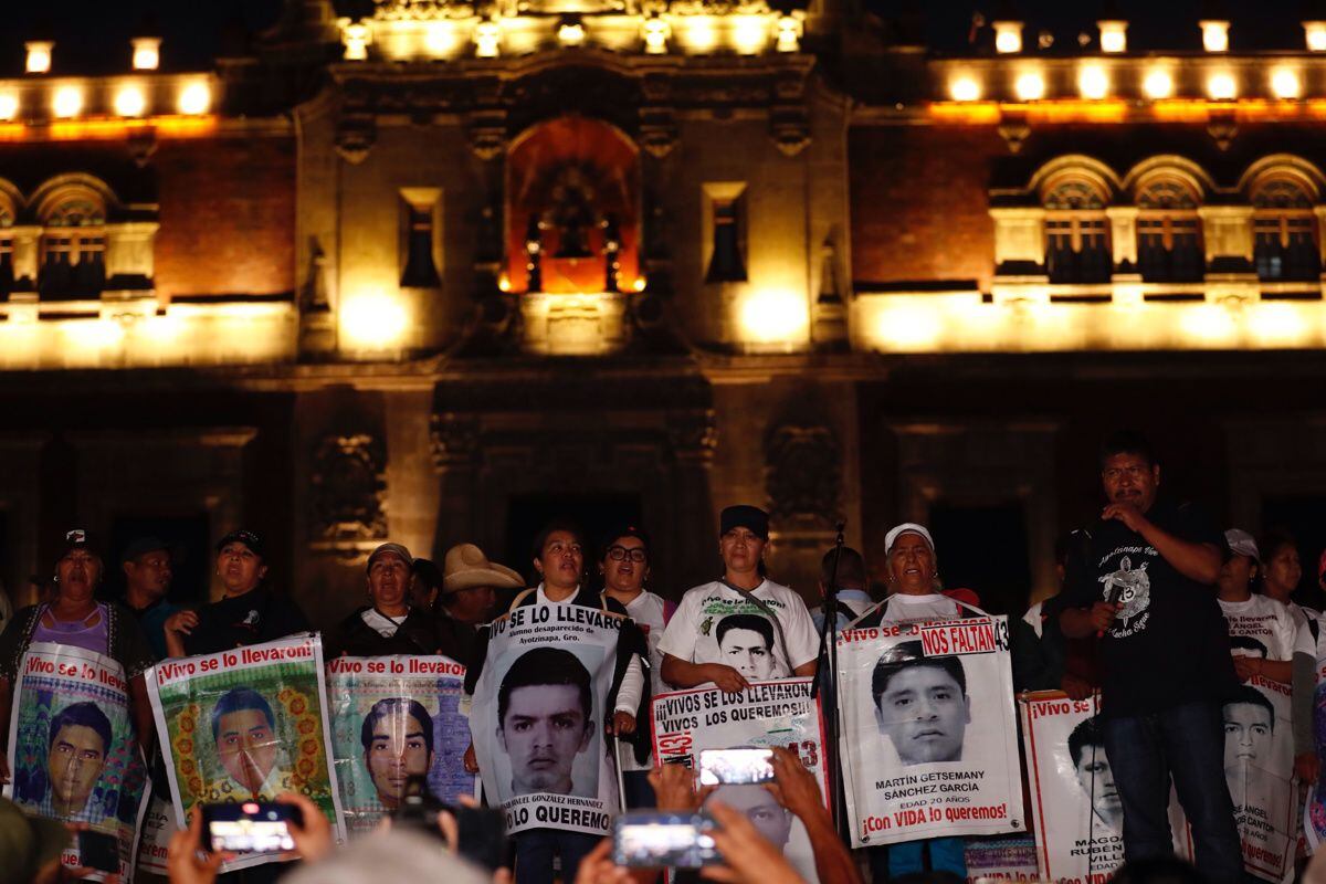 Fathers and mothers of the 43 young people who disappeared from Ayotzinapa in September 2014 and students from the rural school protest in Mexico City, Mexico, on September 26, 2023. (Photo by Sáshenka Gutiérrez/EFE)