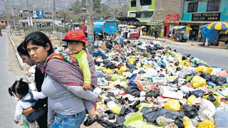 Unas 1.500 toneladas de basura se acumulan en Villa María del Triunfo