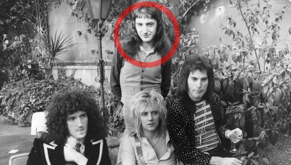 Queen en 1976. De izquierda a derecha, Brian May, John Deacon (de pie), Roger Taylor y Freddie Mercury. Foto: Agencias.