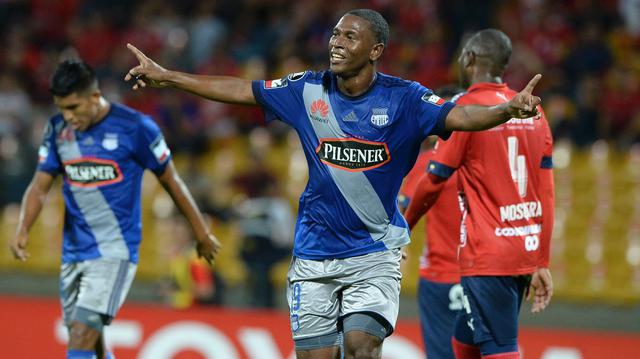 Brayan "Cuco" Tenorio tiene 21 años y es el delantero de Emelec con mayor proyección internacional. (Foto: AFP)