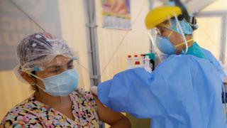 “Aprendí a sonreír con los ojos” en la pandemia, dice una enfermera del hospital Hipólito Unanue de Tacna