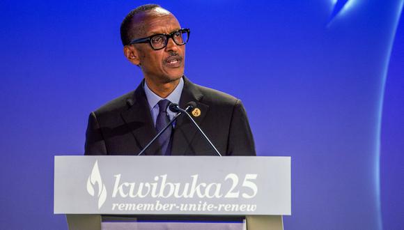 Paul Kagame encabezó una ceremonia conmemorativa veinticinco años después del inicio de un genocidio en el que murieron unas 800.000 personas. (Reuters)