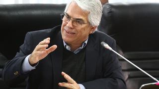 Gino Costa: el Congreso es sumamente lento ante denuncias constitucionales