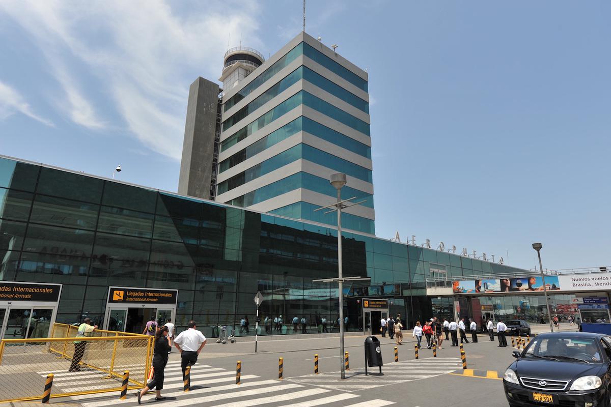 Aeropuerto Jorge Chávez - Lima Airport - ¡Toma nota! Si estás