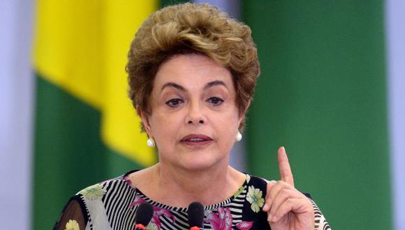 Dilma responde a diario Folha de Brasil: "Jamás renunciaré"