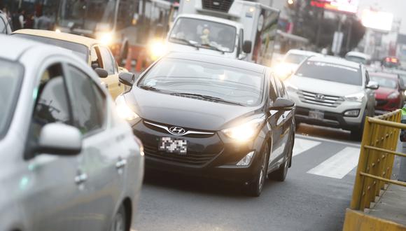 Desde el lunes 22 de julio inició el programa piloto 'Pico y Placa', que restringe la circulación de vehículos en ciertas calles.(Foto: GEC)