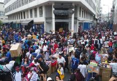 Fiestas de fin de año: Defensoría pide a MML reforzar fiscalización de ambulantes en Mesa Redonda