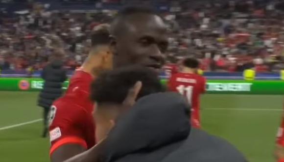 Sadio Mané consoló a Luis Díaz tras final de Champions League perdida. (Captura: ESPN)