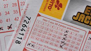 Bélgica: inmigrante indocumentado busca cobrar los 250.000 euros que ganó con un billete de lotería 