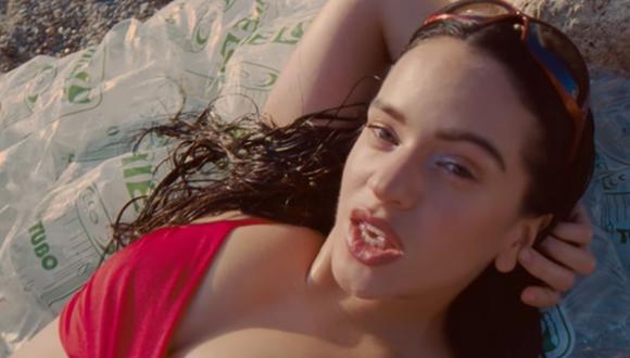 Rosalía estrenó el videoclip de su nuevo tema "Despechá". (Foto: Captura de YouTube)