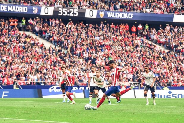 Las recomendaciones para que en España vuelva el fútbol una vez levantada la cuarentena por el coronavirus. (Foto: AFP)