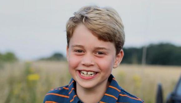 El príncipe Jorge es el hijo mayor de los duques de Cambridge y tercero en la línea de sucesión al trono británico. (Foto: @dukeandduchessofcambridge / Instagram)