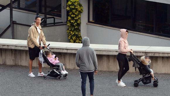 Ronaldo está en Funchal, Portugal, transitando a pesar del confinamiento social por coronavirus (Photo by HELDER SANTOS / AFP)